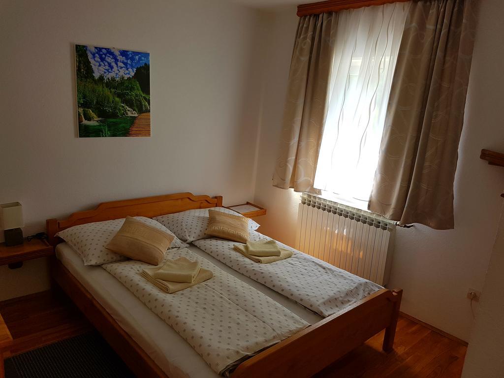 House Ana Bed & Breakfast Plitvicka Jezera Exterior photo